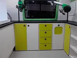 Adaptação Pet Shop Móvel em SP